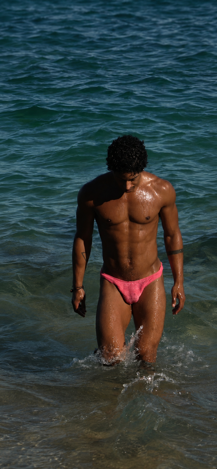 Briefs bubble gum